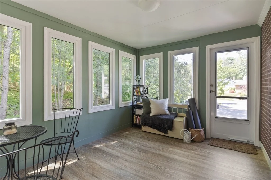 Photo of 45 Pine Tree Dr