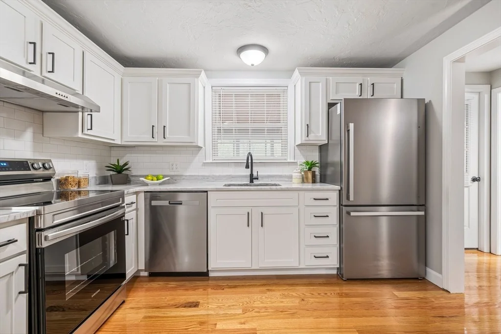 Photo of 118 Oakham Rd