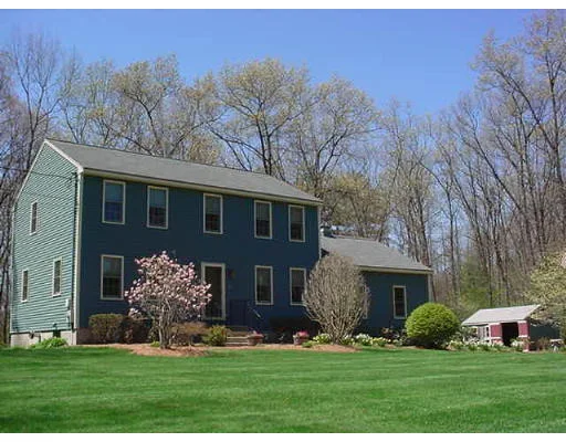 Photo of 8 Jasper Ln