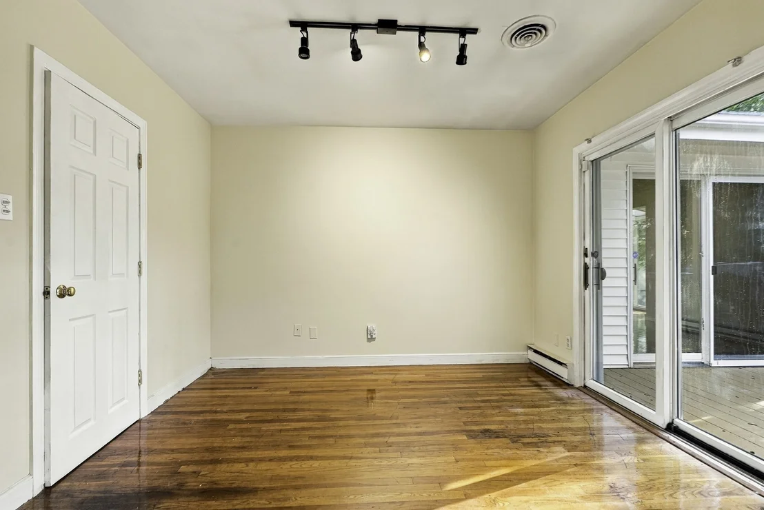Photo of 10 Munson Street