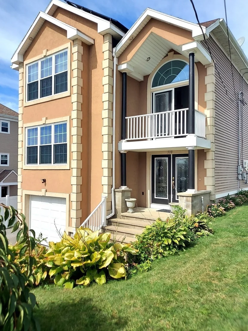 Photo of 510 State Ave