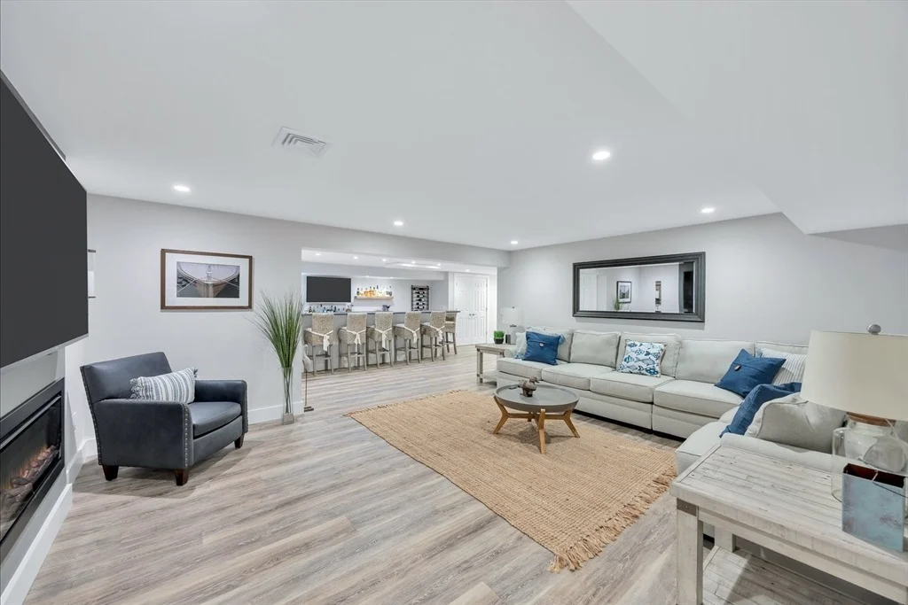 Photo of 72 Highwood Way