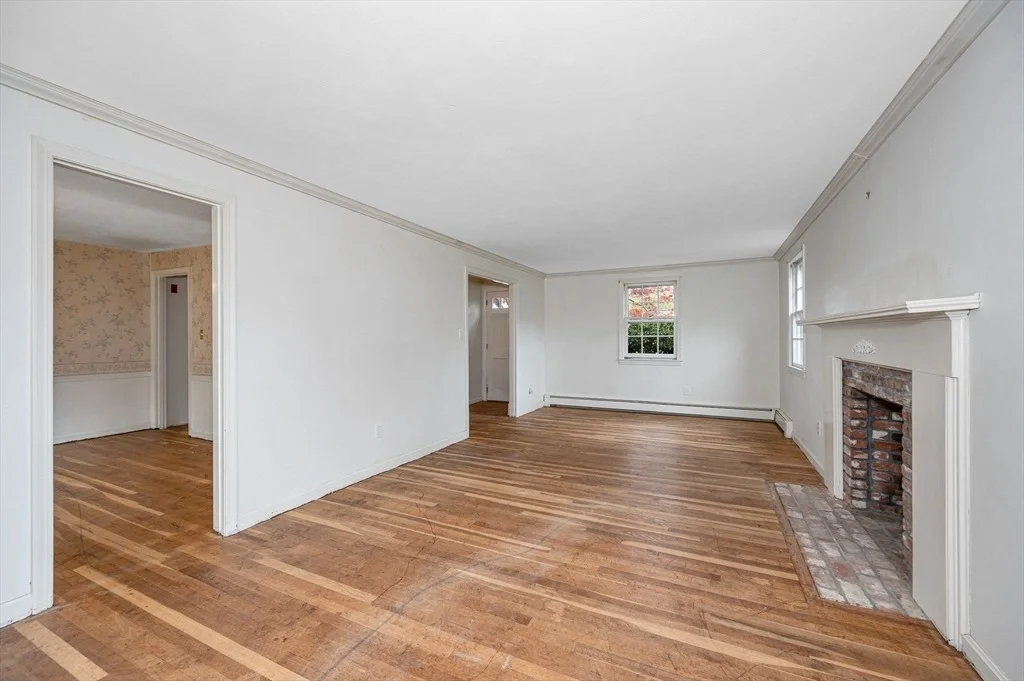 Photo of 104 Meadowview Road