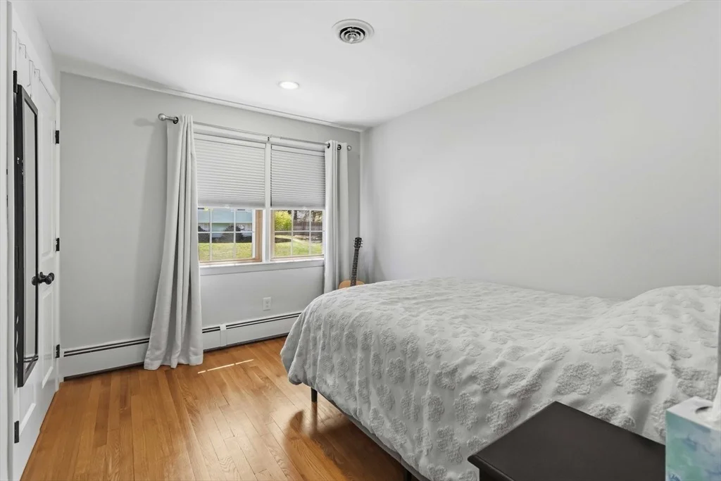 Photo of 27 Sun Valley Dr