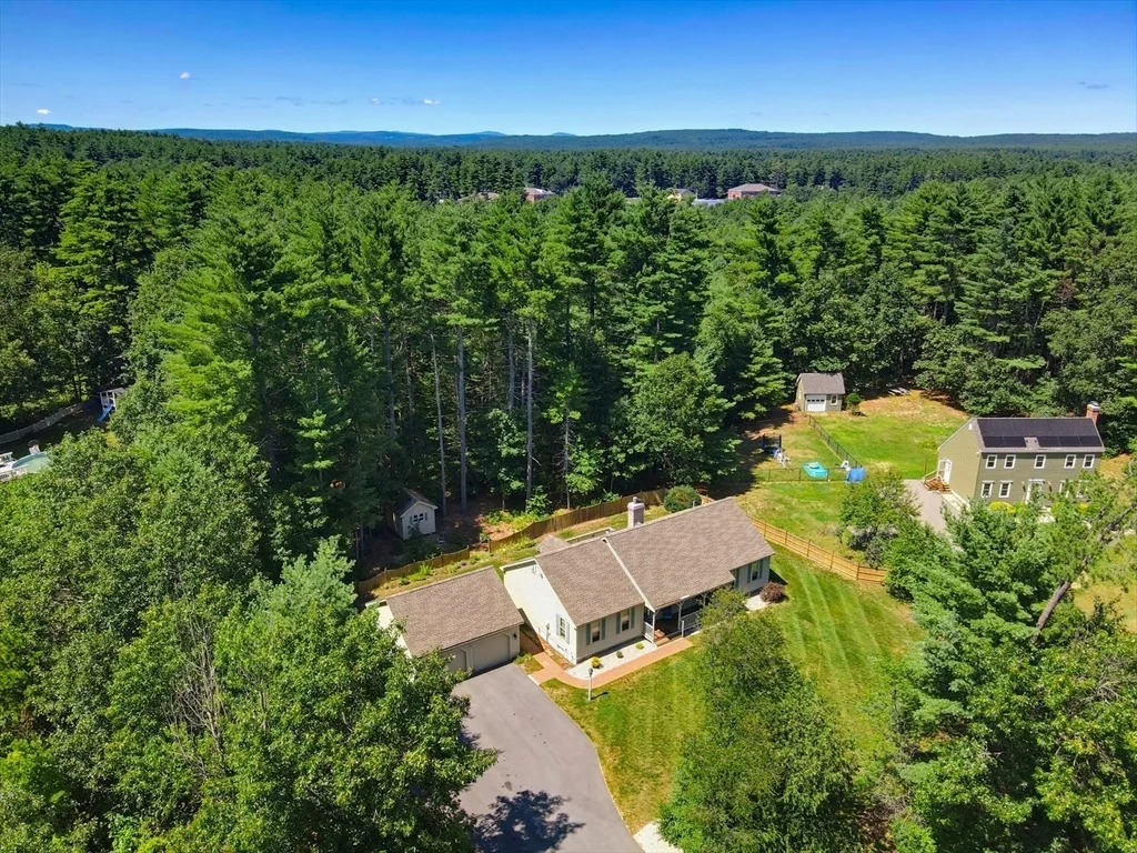 Photo of 14 Pheasant Ridge Rd