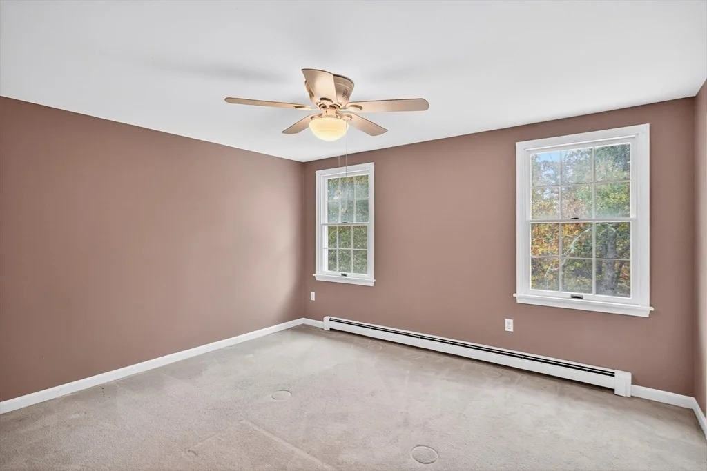 Photo of 43 Owl Pond Rd
