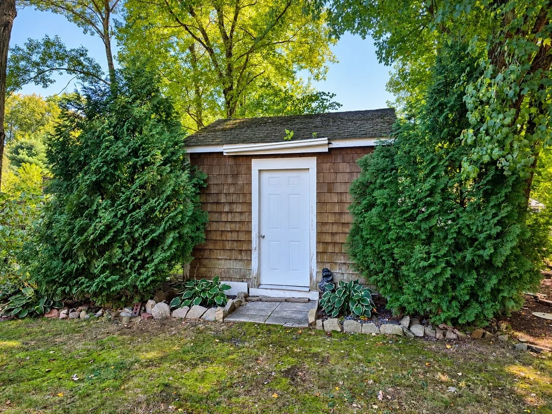 Photo of 5 Glenwood Cir