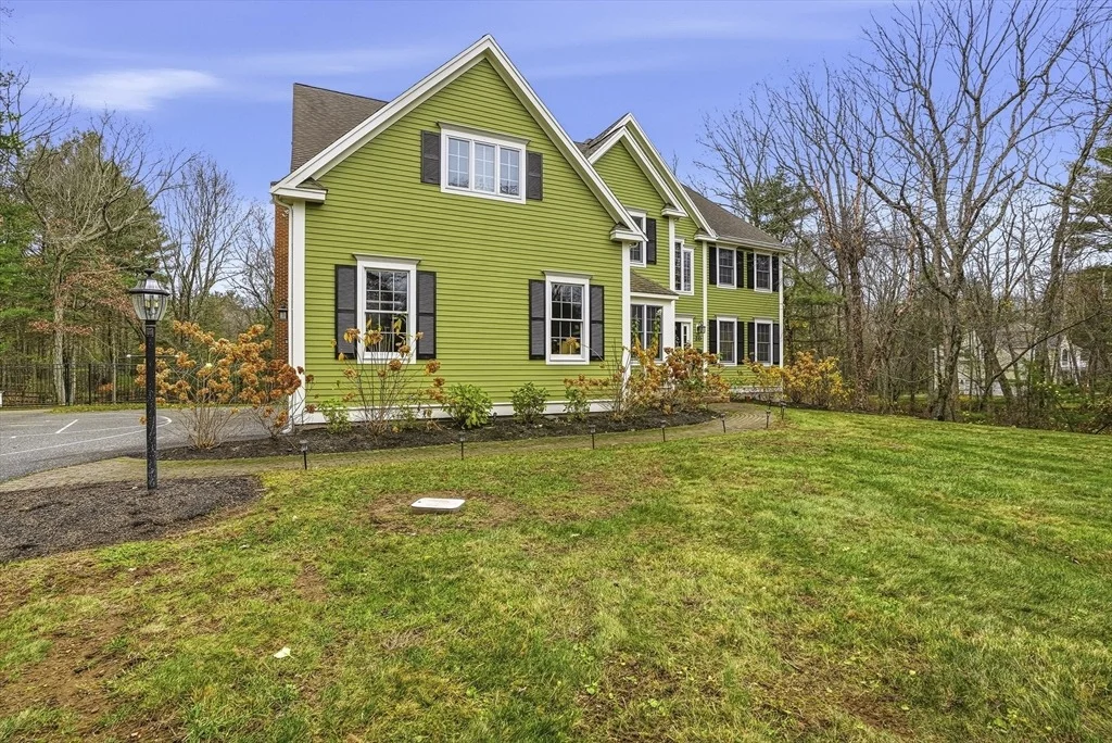 Photo of 20 Thayer Rd