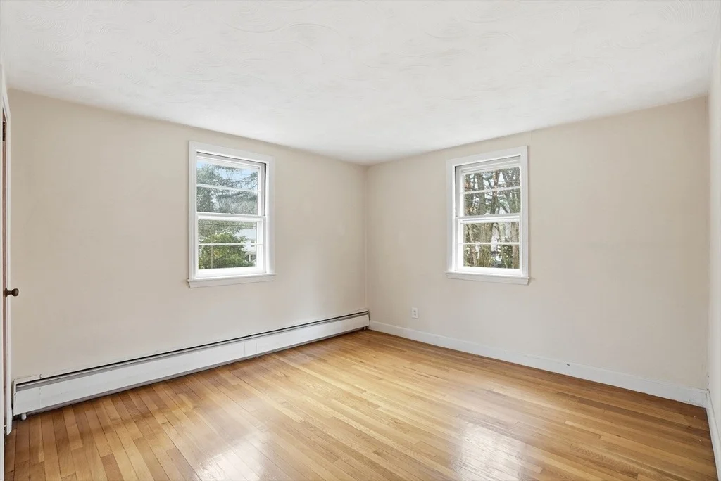 Photo of 8 Ledgewood Drive