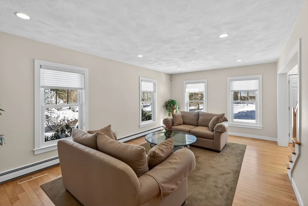 Photo of 3 Worthington Green