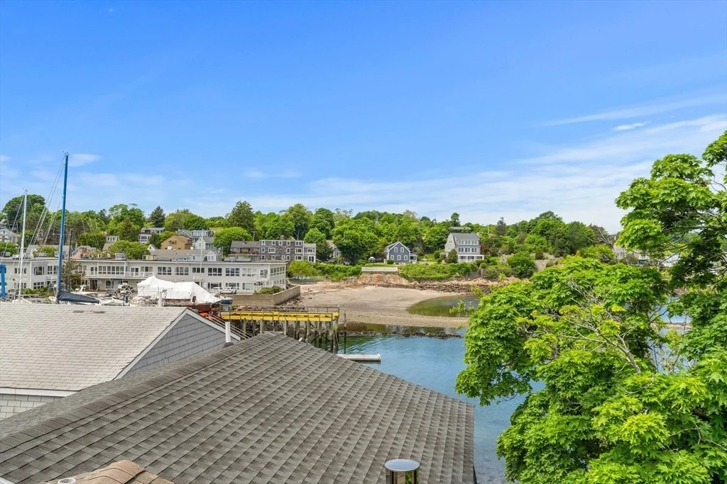 Photo of 7 Fort Beach Way