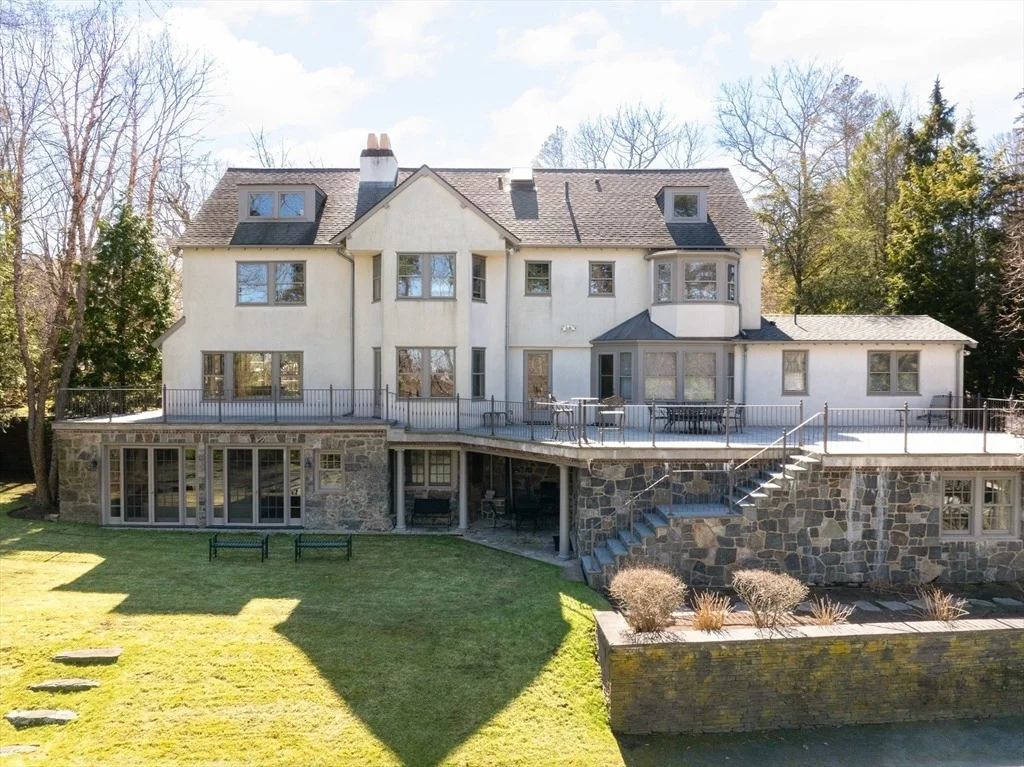 Photo of 40 Heath Hill