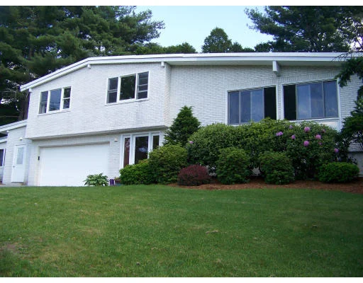 Photo of 6 Wincrest Dr