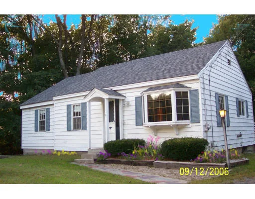 Photo of 6 Arbor Dr