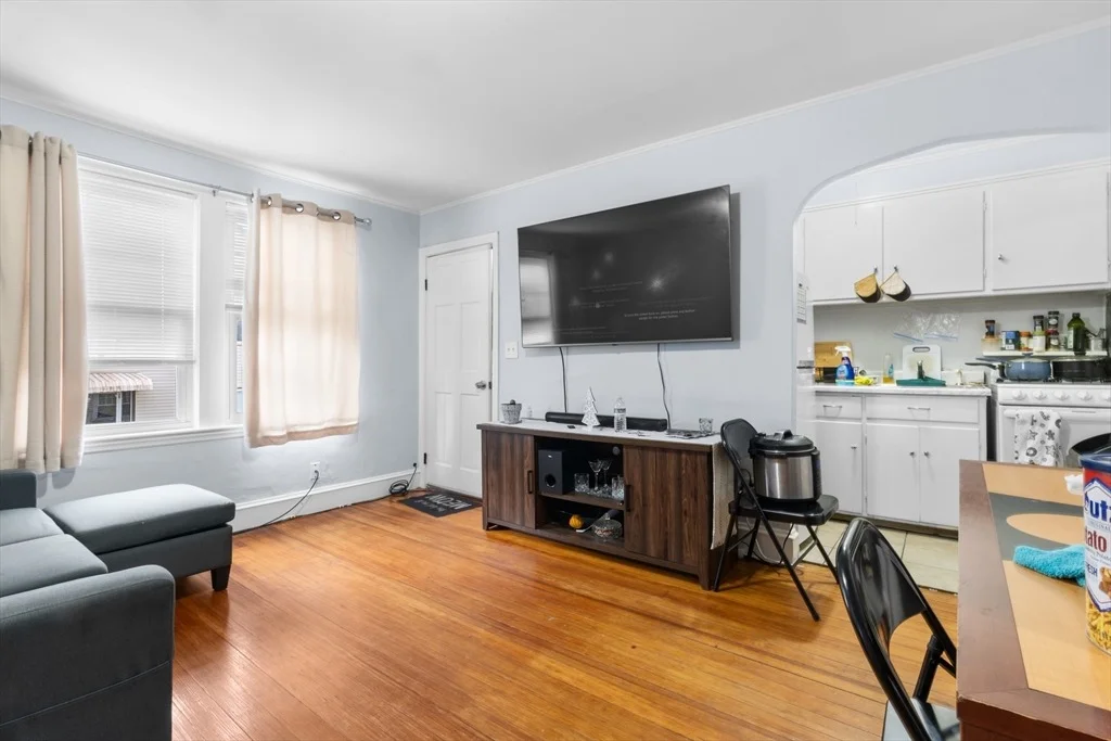 Photo of 104 5th