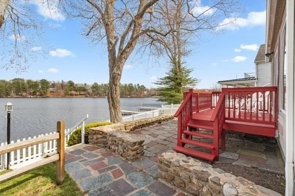 Photo of 111 & 112 Maple Way