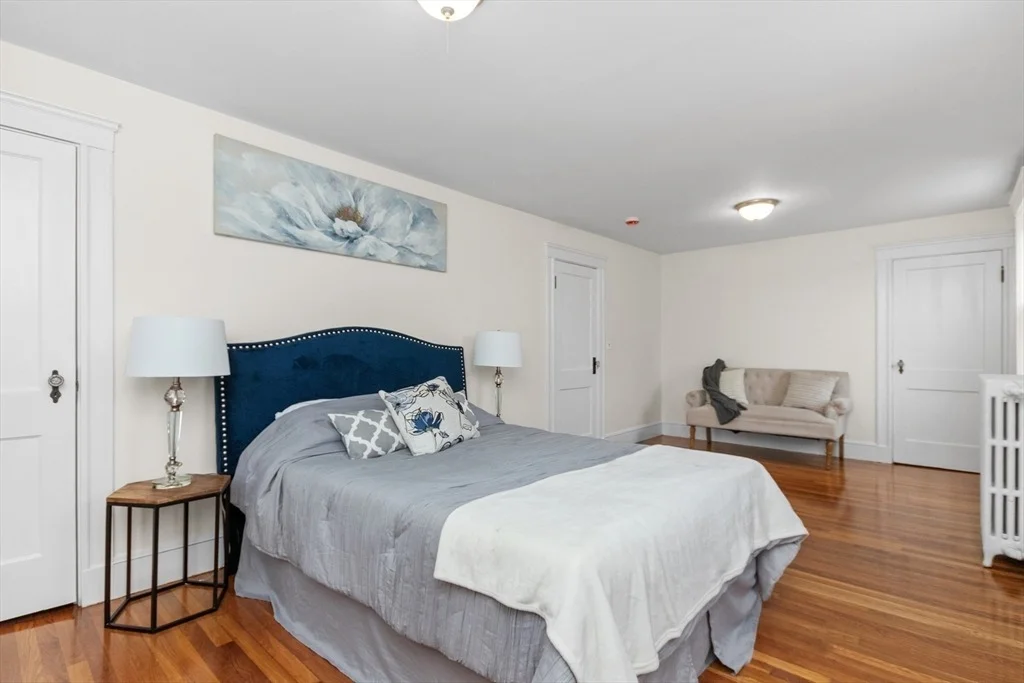 Photo of 27 Locust St