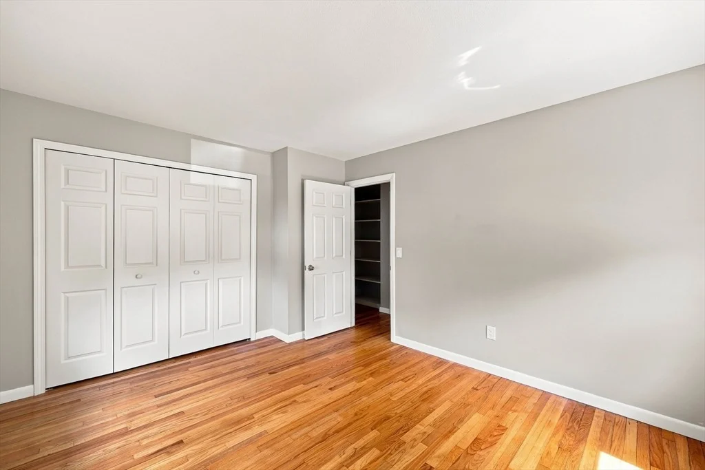 Photo of Unit C at 90 Colonial Cir