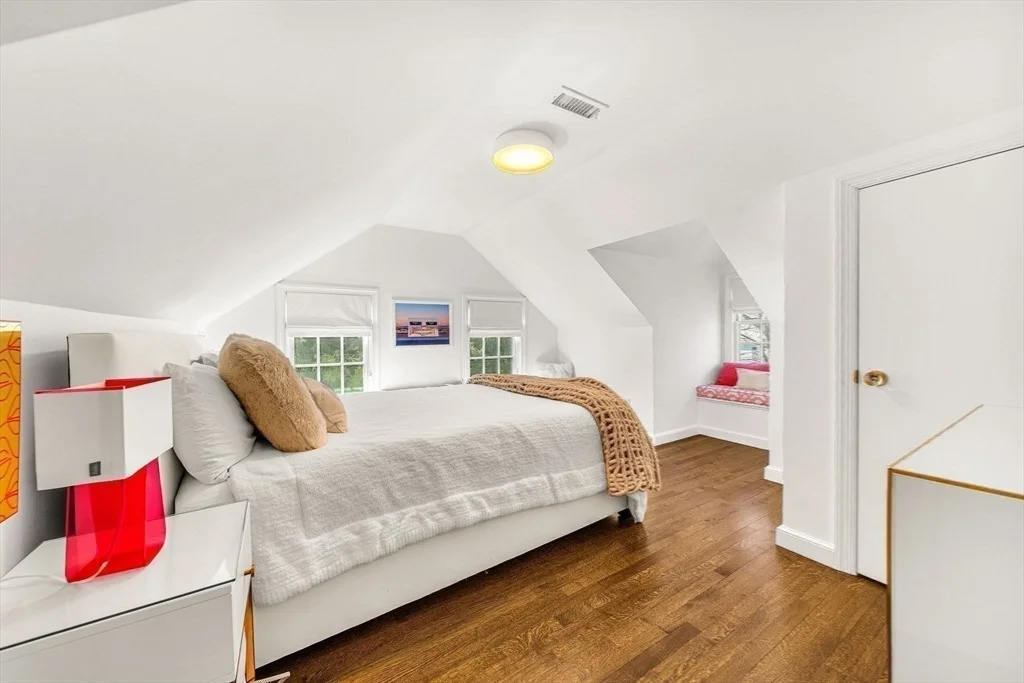 Photo of 43 Amherst Road