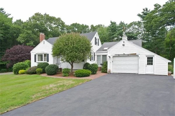 Photo of 22 Villa Dr
