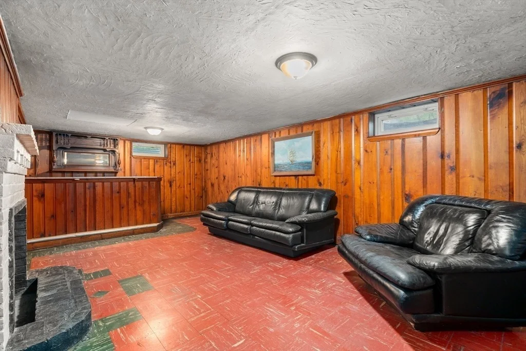 Photo of 39 Pleasant St