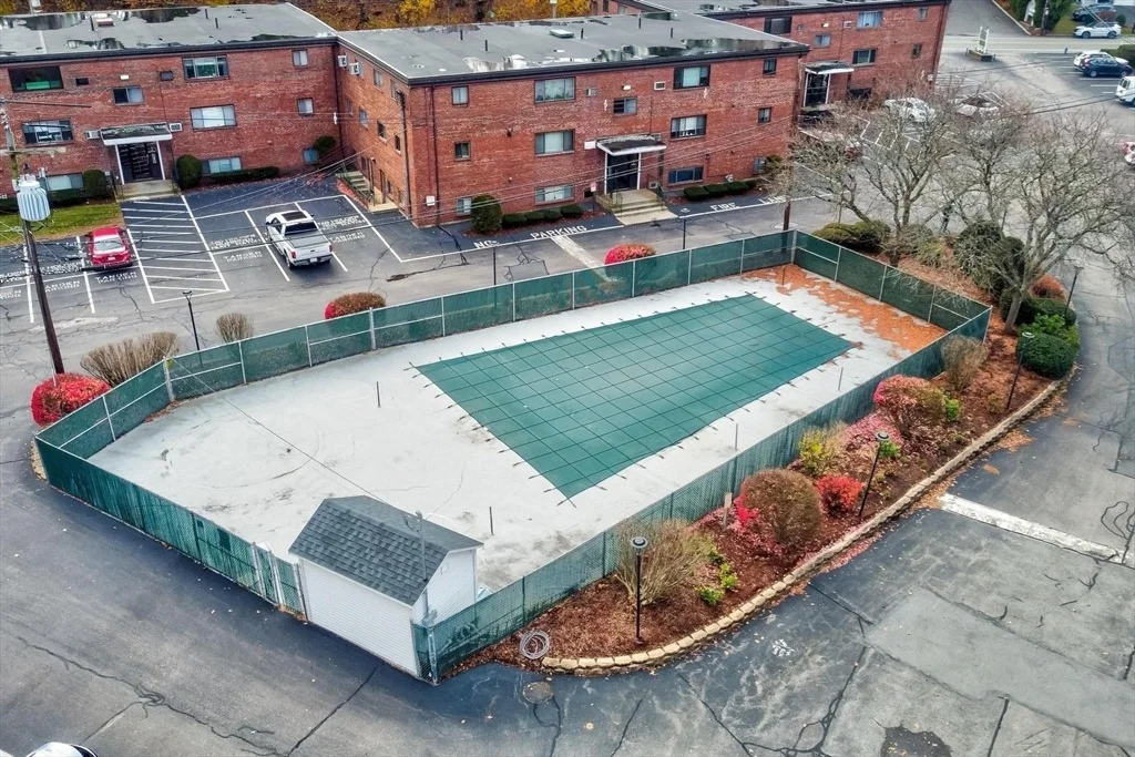 Photo of Unit B at 81 Nicholas Rd