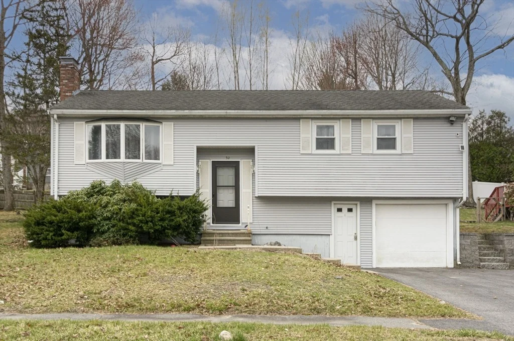 Photo of 52 Venus Dr