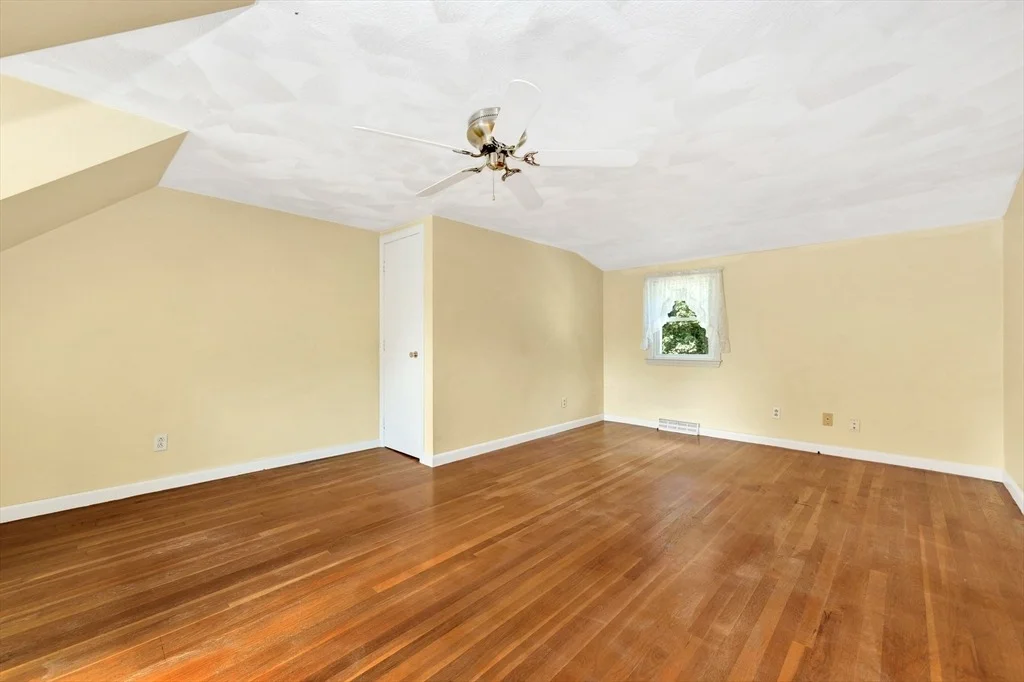 Photo of 443A North Road