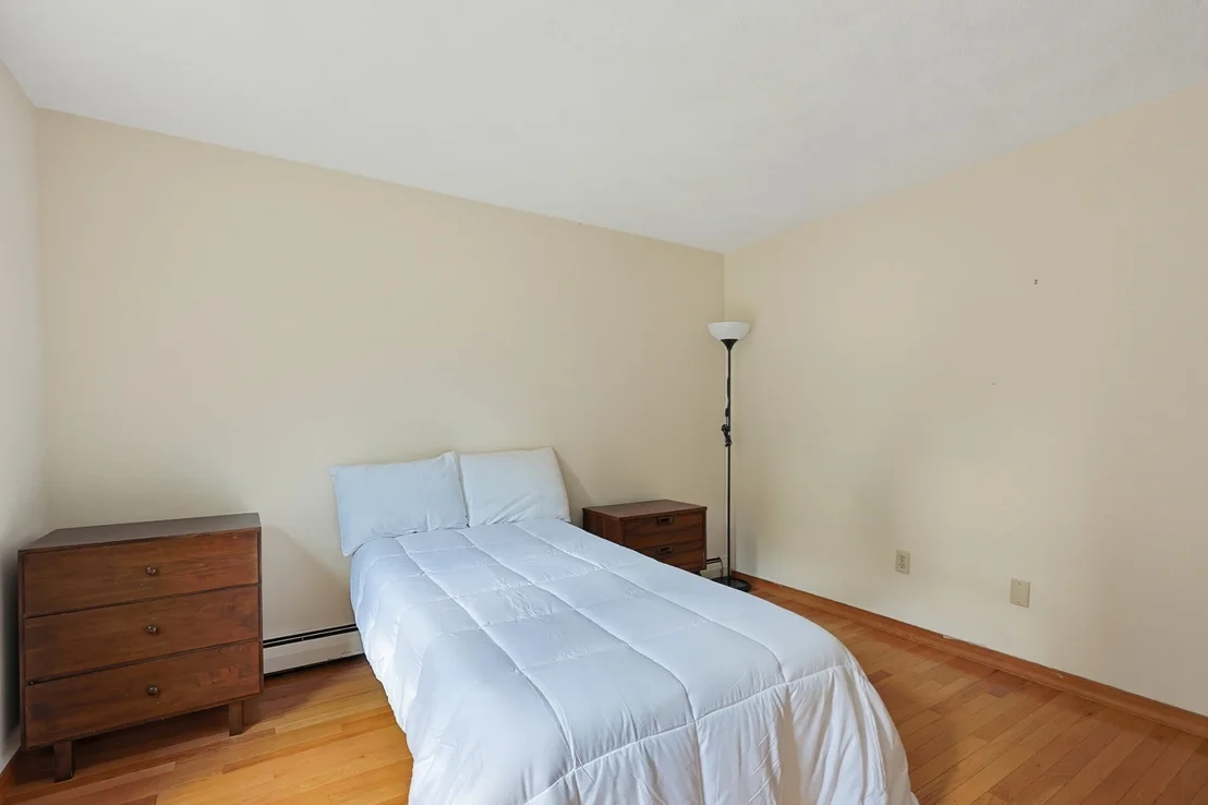 Photo of 109 Davis Road