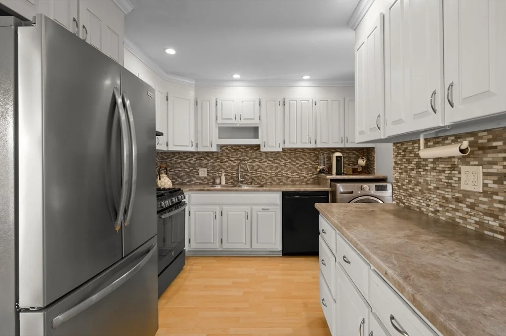 Photo of 18 Middlebrook Rd