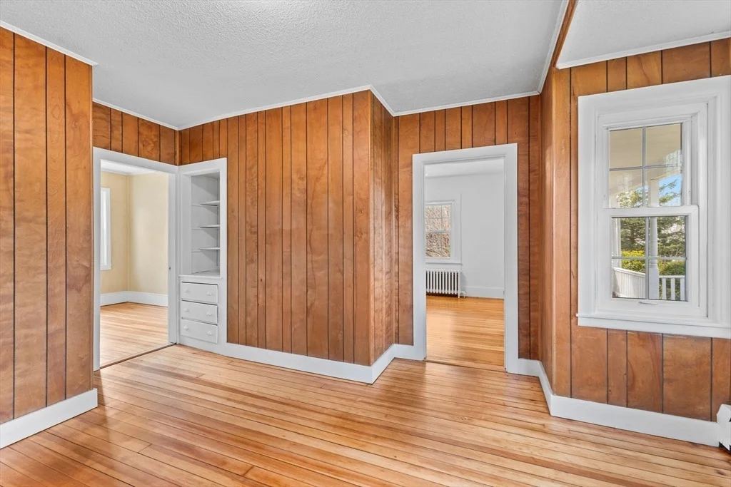 Photo of 10 Puritan Rd