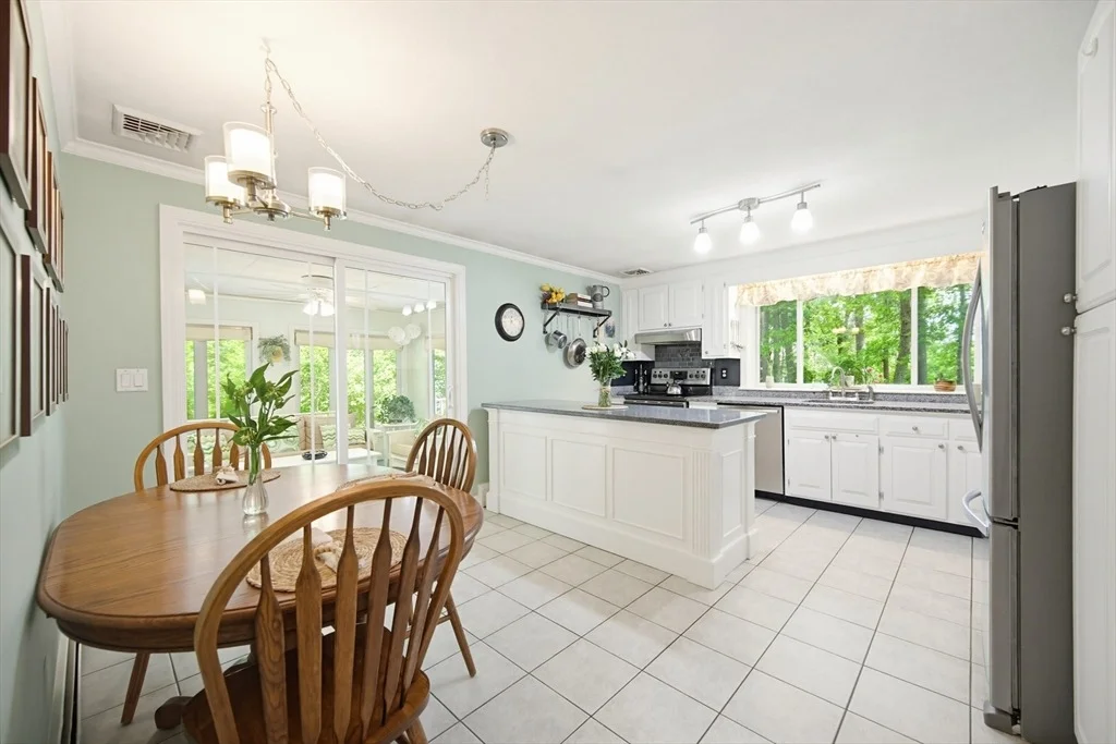 Photo of 77 Oxbow Dr