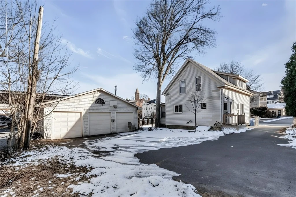 Photo of 17 Pond St