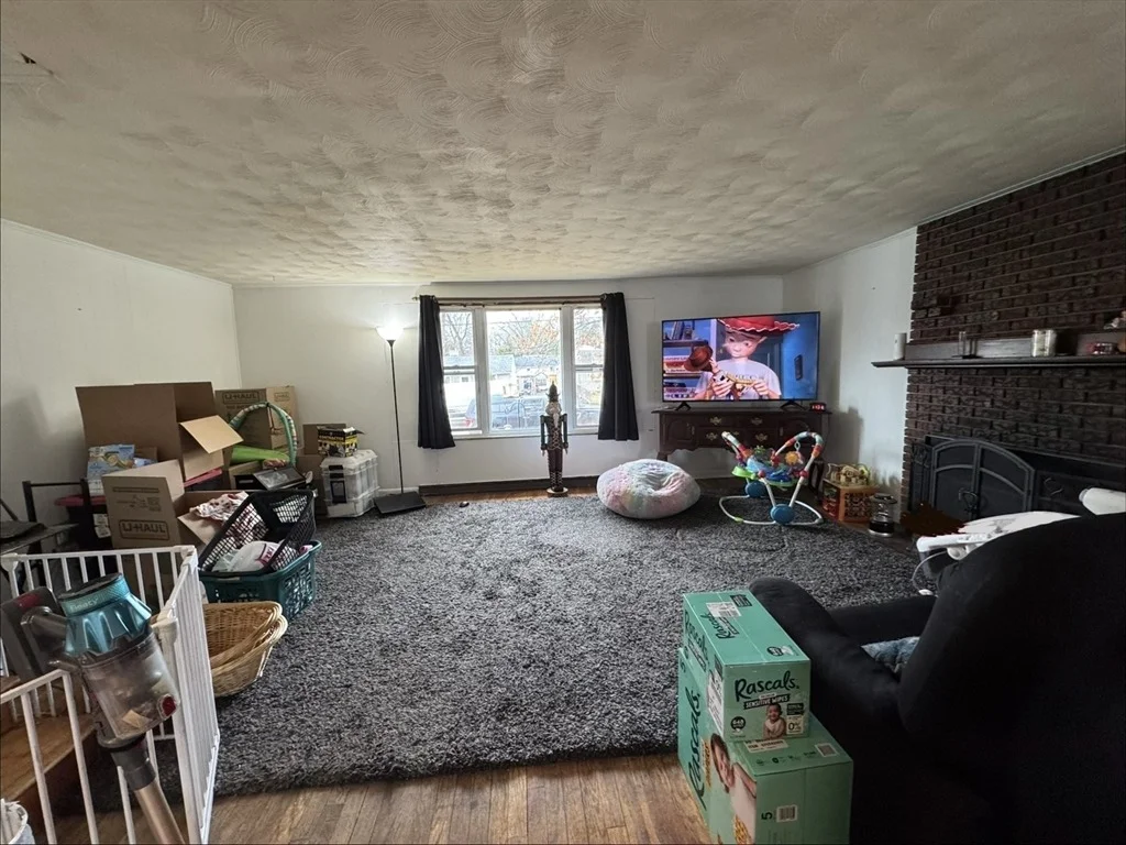 Photo of 132 Commonwealth Ave