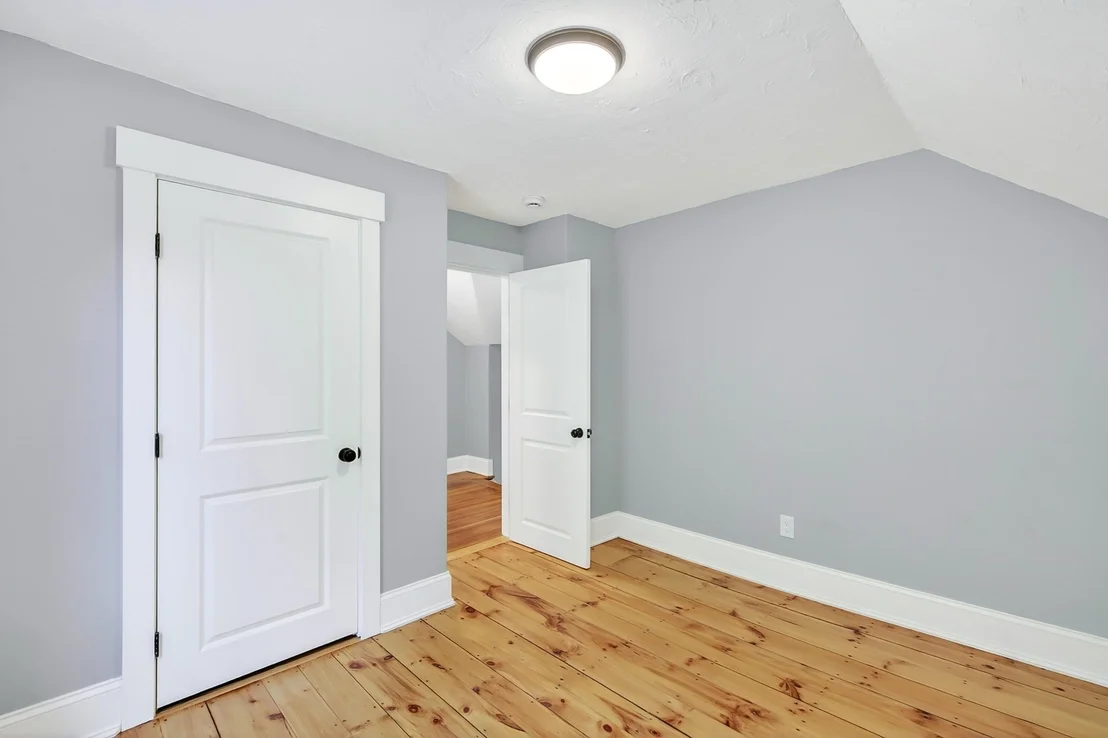 Photo of 148 Center Street