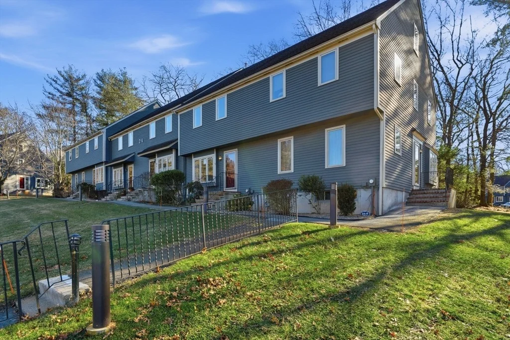 Photo of Unit 5 at 24 Deer Path