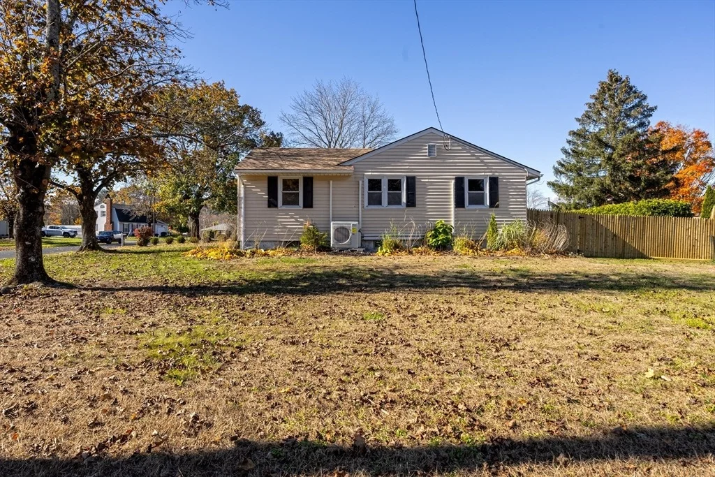 Photo of 8 Ridgeview Drive