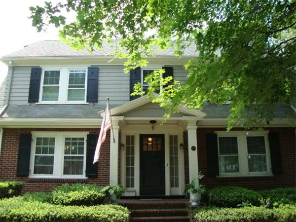Photo of 46 West Central Street