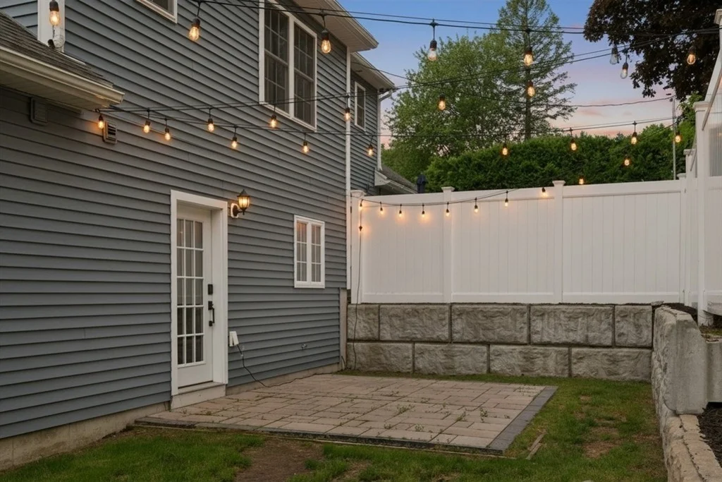 Photo of 129 Derby St
