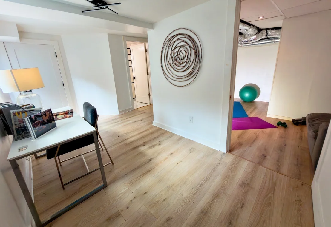 Photo of Unit 1 at 446 Broadway