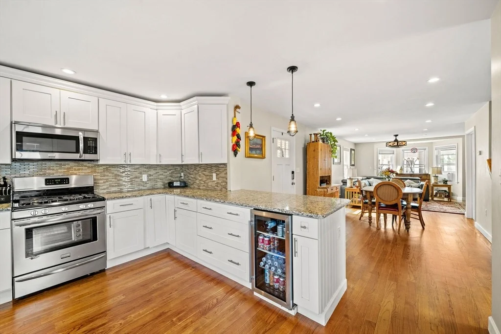Photo of 15 Beacon St