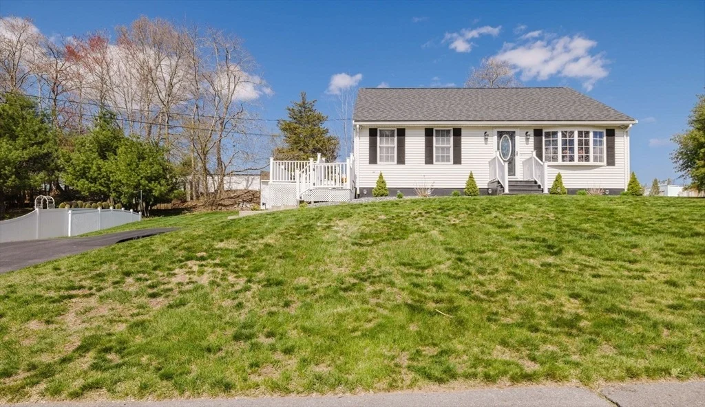 Photo of 86 Cranesbill Rd