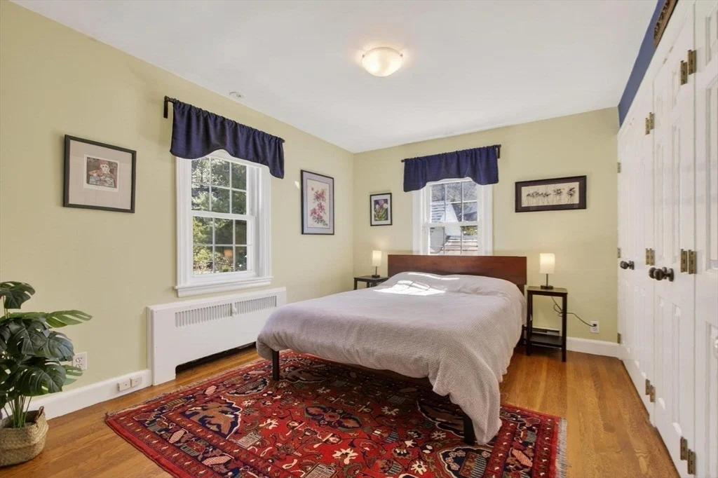 Photo of 152 Beverly Rd