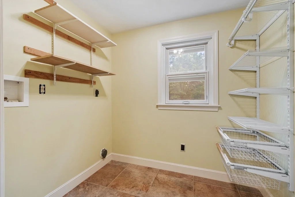 Photo of 13 Jacob Gates Rd