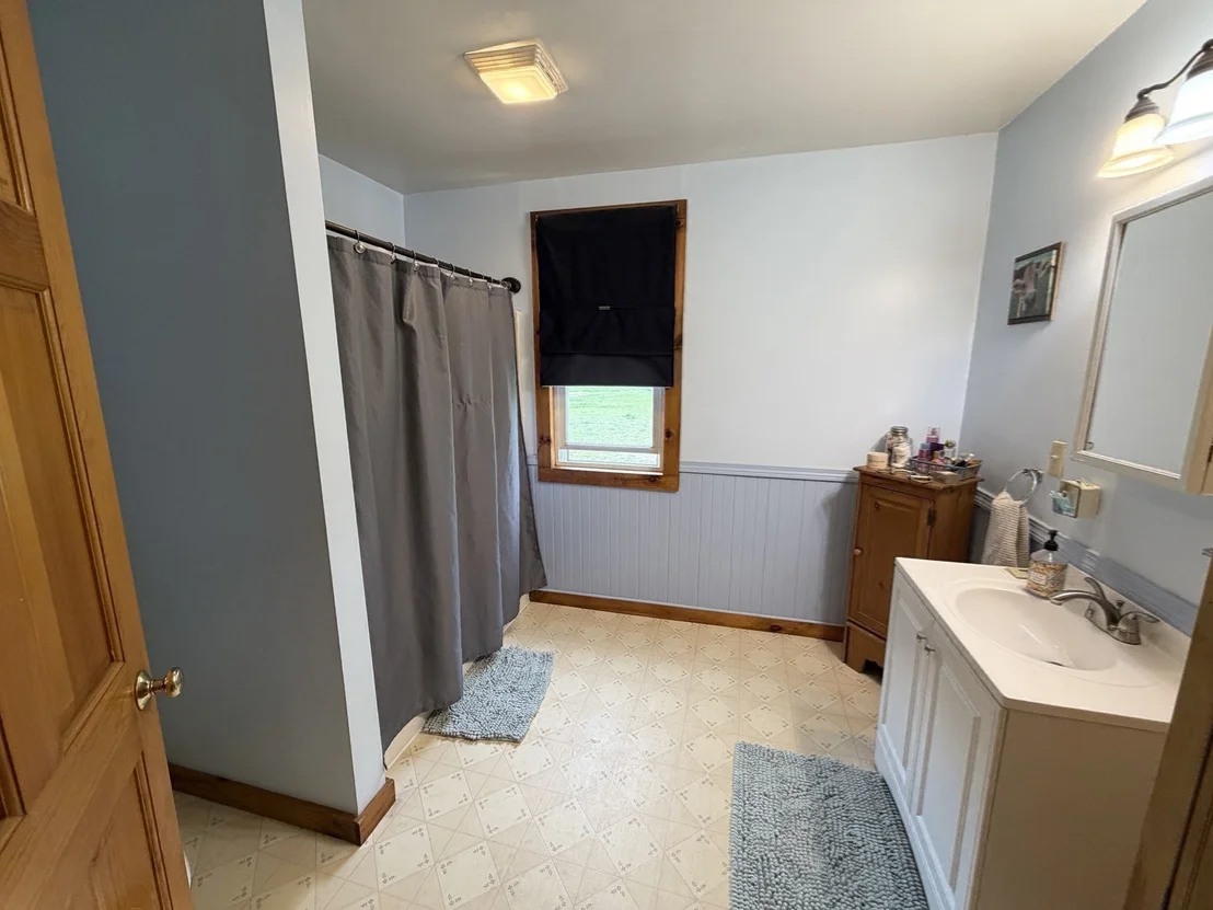 Photo of 271 Lower Road