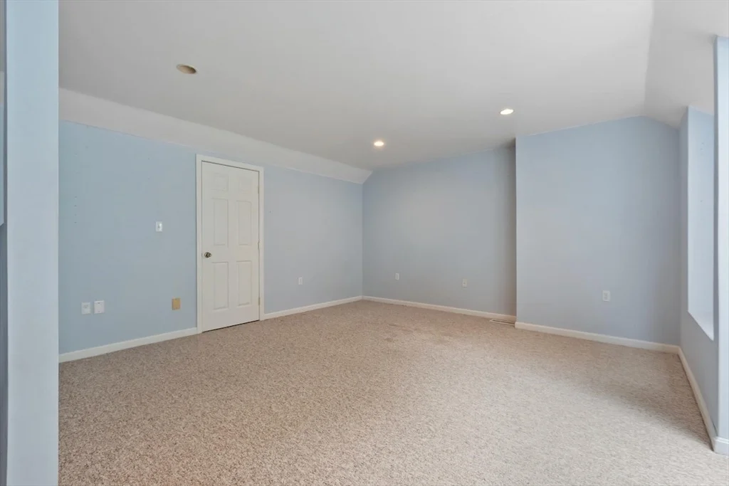 Photo of Unit 2 at 5 Deer Path