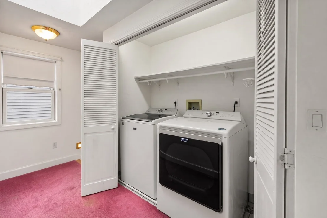 Photo of 125 Edgewater Drive