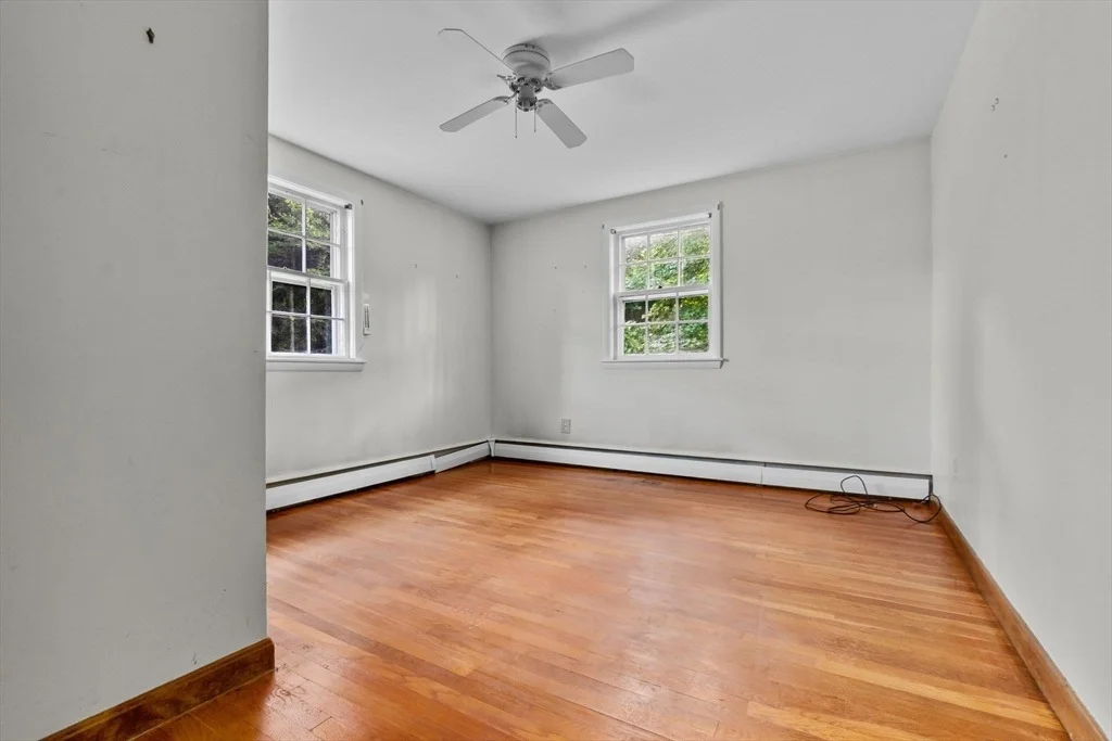 Photo of 10 Noyes Rd