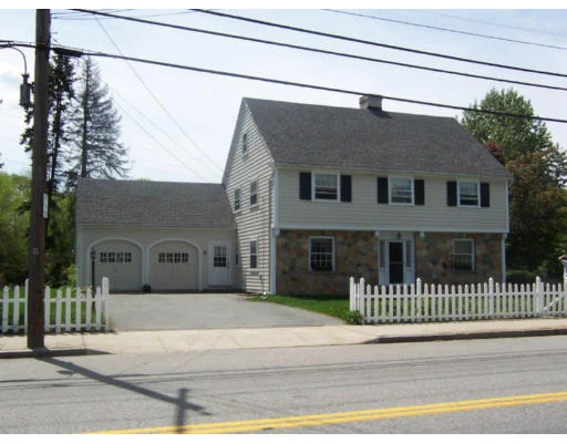 Photo of 537 Andover Street