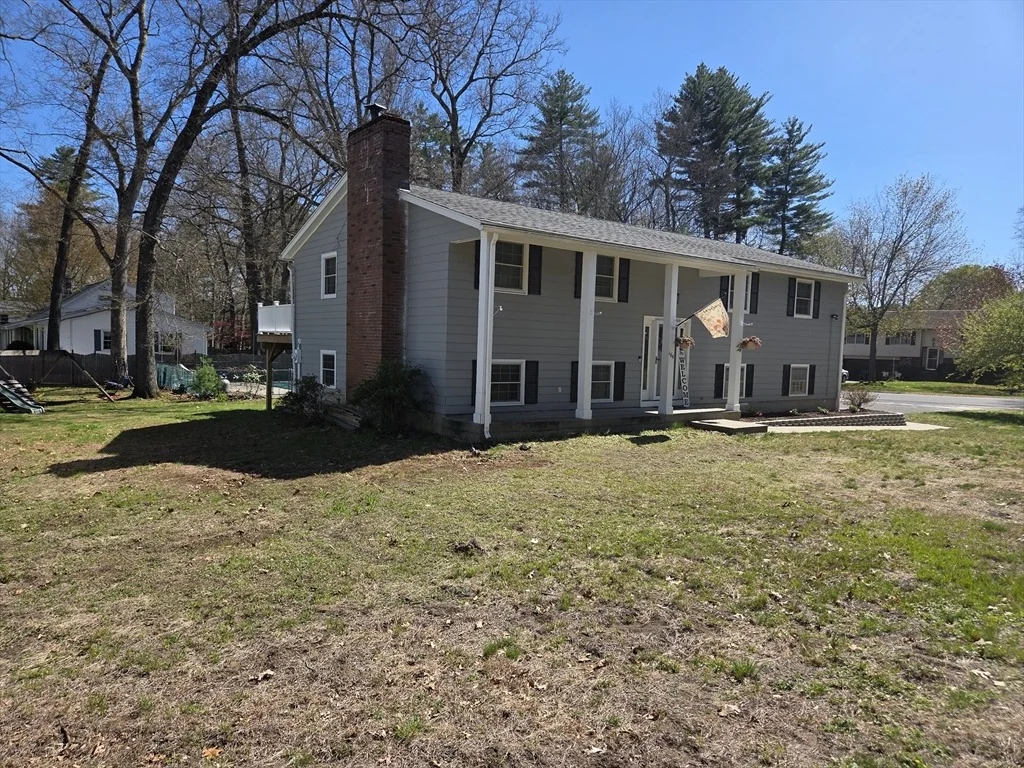 Photo of 166 Pomeroy Meadow Rd